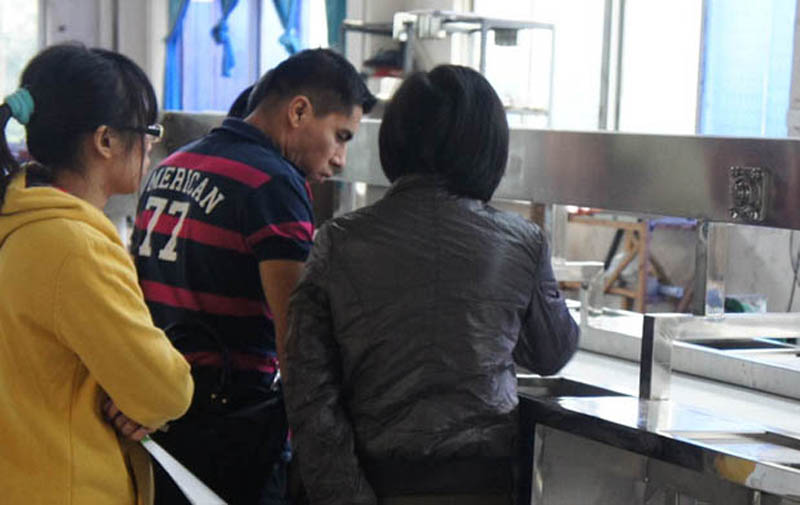 توفر شركتنا خط إنتاج وتنظيف البطاطا للعملاء الأمريكيين 1