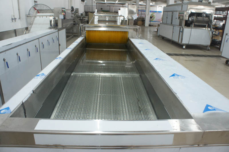 غسل الفاكهة