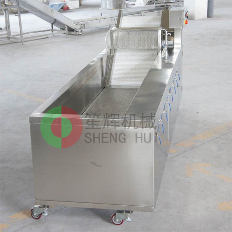 كثير من الناس يهتمون بغسالات الفواكه والخضروات.