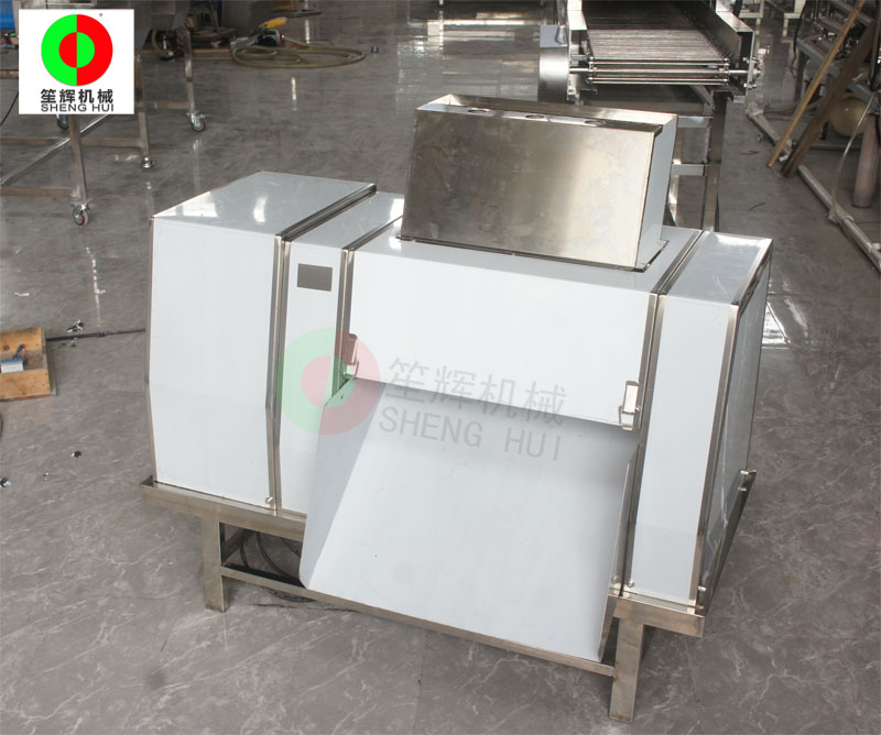 اداة تقطيع اللحم الي شرائح