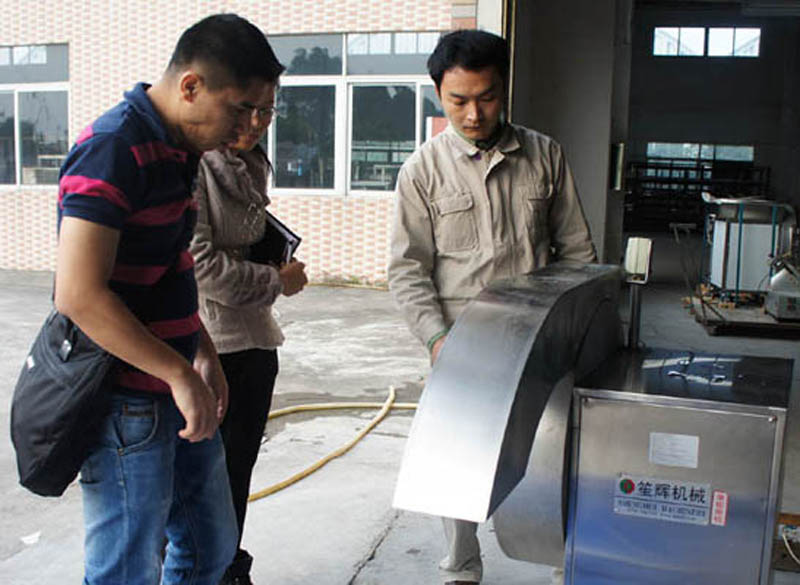 توفر شركتنا خط إنتاج وتنظيف البطاطا للعملاء الأمريكيين 3