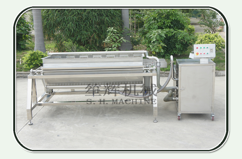 آلة تجهيز اللحوم1