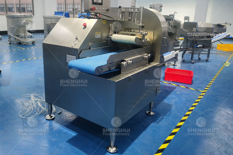 آلة تجهيز الأغذية