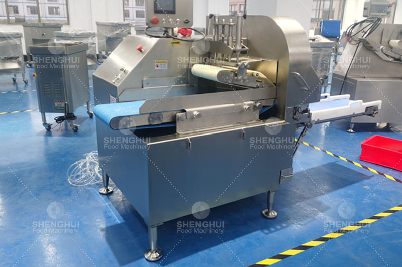 معدات قطع اللحوم