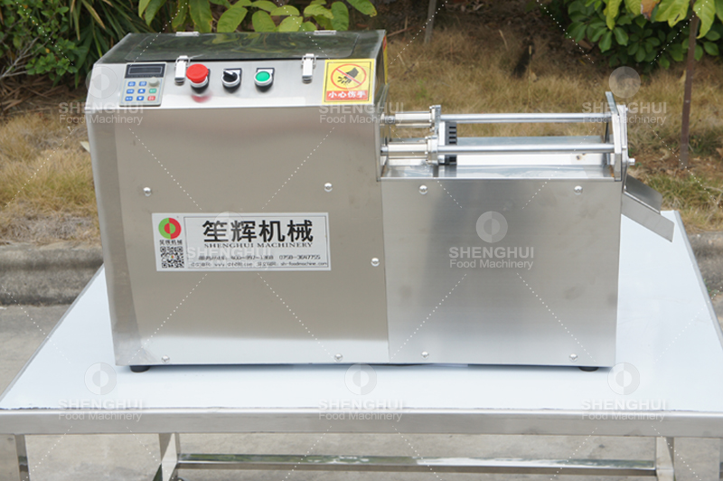 البطاطس آلة قطع