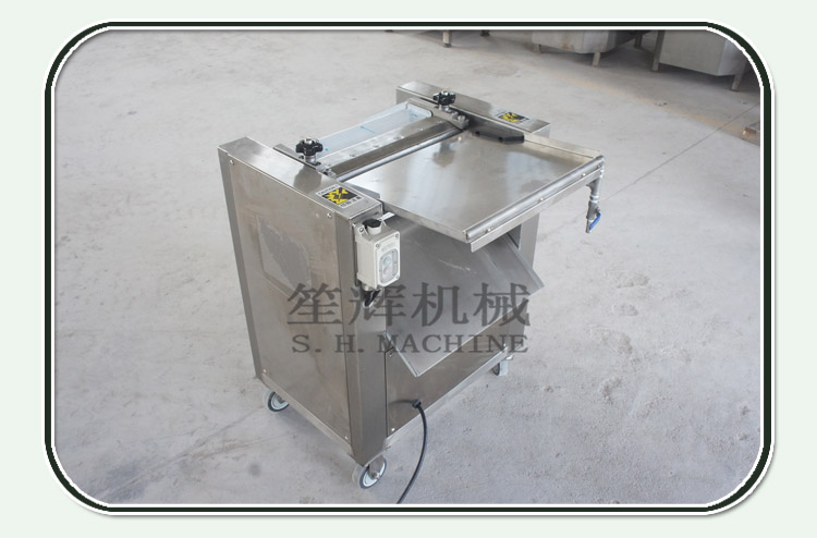 السلخ الأسماك آلة