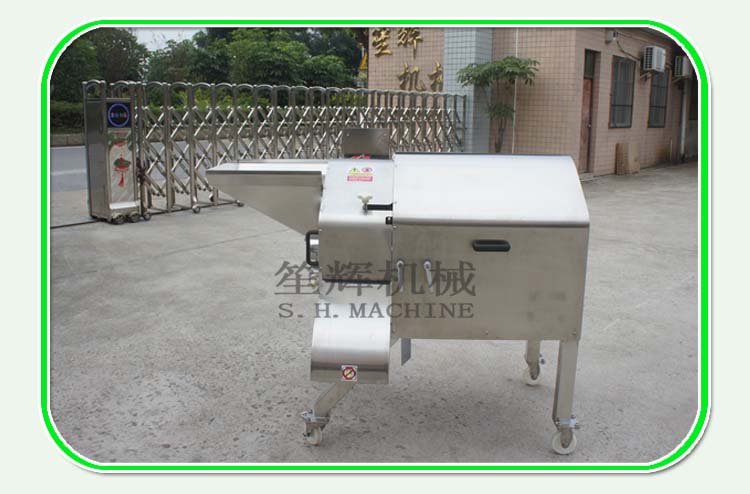 مقدمة من الفواكه والخضروات وغيرها من آلات القطع